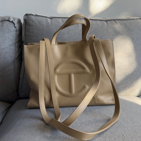 TELFAR Cream Medium Shopping Bag - Picture 2 of 10